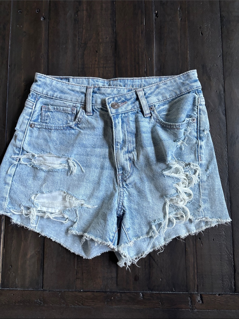 American Eagle Mom shorts cut offs destroyed denim sz 2 blue wash jean shorts